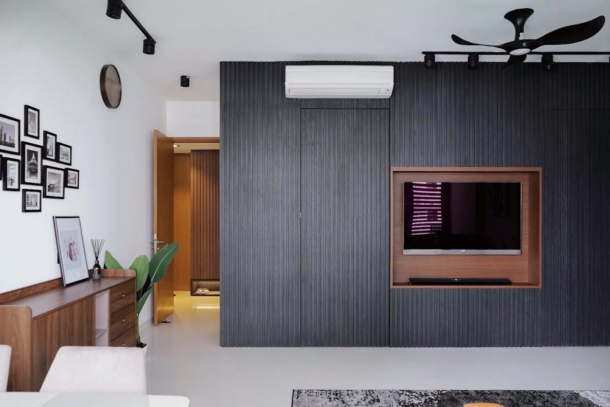 10 Practical TV Feature Wall Designs in Singapore that Look Really Good Too | Renonation